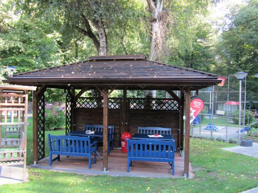 Unser neuer Pavillon im Herbst 2010