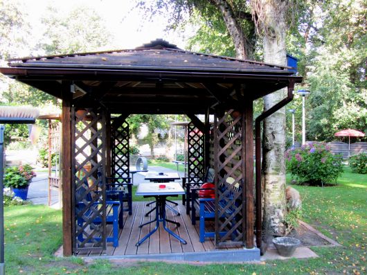 Unser neuer Pavillon im Herbst 2010